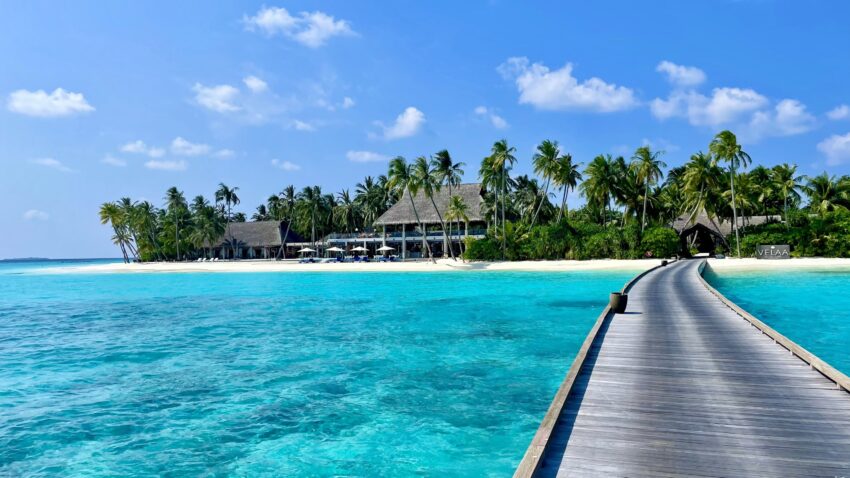 Featured Image - MaldivesHoneymoon_Jobless Diary