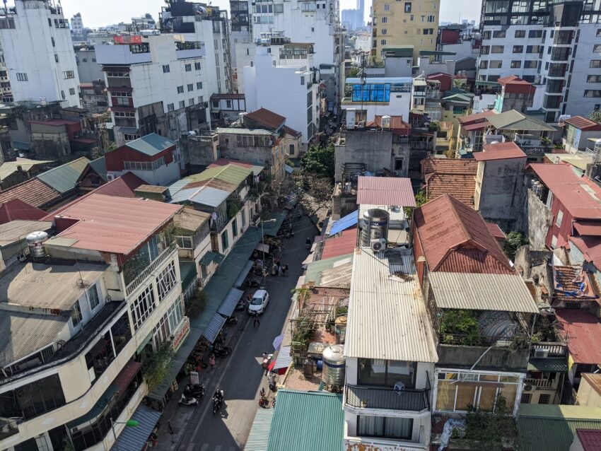 Featured Image - VietnamHotel_Jobless Diary
